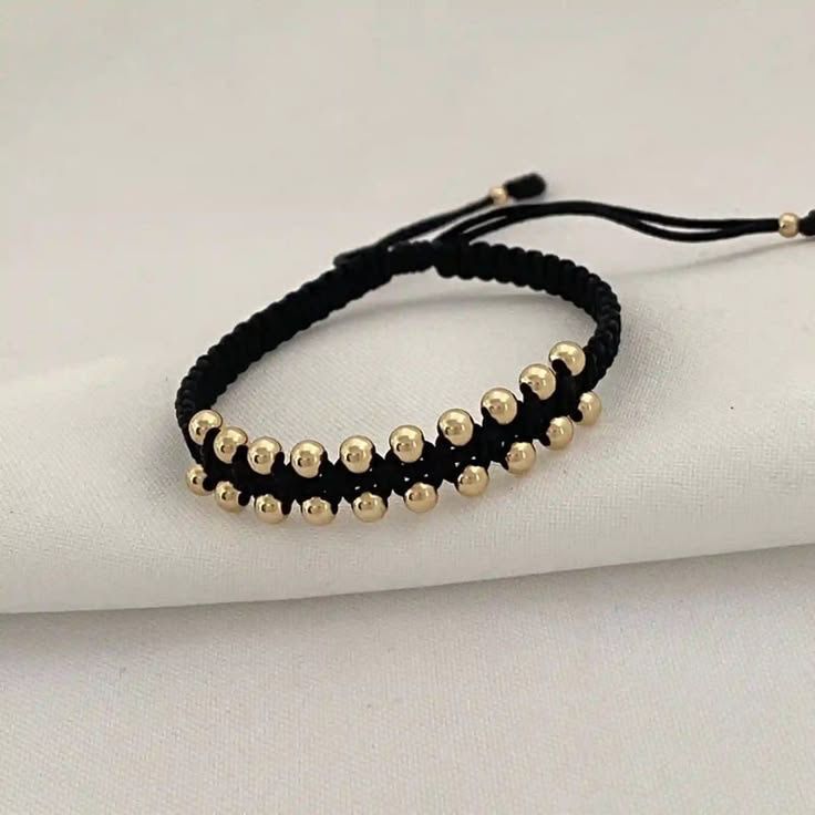 tejido medio macrame